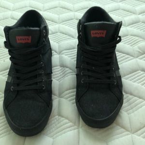 Levi’s Wilshire high top sneakers